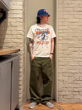 「HYSTERIC GLAMOUR（ヒステリックグラマー）のBAD ASS MAMA TOUR Tシャツ（Tシャツ/カットソー、ホワイト系）」を使った、Mitsuさん（メンズ・170cm）の夏コーディネート