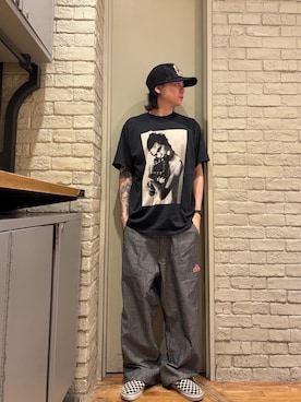 「HYSTERIC GLAMOUR（ヒステリックグラマー）のDENNIS MORRIS/SID STOCKHOLM 1977 Tシャツ（Tシャツ/カットソー、ブラック系）」を使った、Mitsuさん（メンズ・170cm）の夏コーディネート