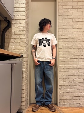 「HYSTERIC GLAMOUR（ヒステリックグラマー）のWAP加工 バギーストレートパンツ（デニムパンツ、ブルー系）」を使った、Mitsuさん（メンズ・170cm）の夏コーディネート