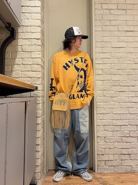 「HYSTERIC GLAMOUR（ヒステリックグラマー）のロゴスタッズ フリンジミニバッグ（ショルダーバッグ、ベージュ系）」を使った、Mitsuさん（メンズ・170cm）の夏コーディネート