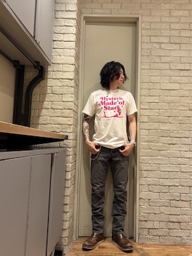 「HYSTERIC GLAMOUR（ヒステリックグラマー）のHYS SP加工 スリムストレートデニムパンツ（デニムパンツ、ブラック系）」を使った、Mitsuさん（メンズ・170cm）の夏コーディネート