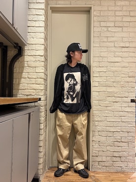 「HYSTERIC GLAMOUR（ヒステリックグラマー）のDENNIS MORRIS/SID STOCKHOLM 1977 Tシャツ（Tシャツ/カットソー、ブラック系）」を使った、Mitsuさん（メンズ・170cm）の秋コーディネート