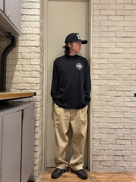 「HYSTERIC GLAMOUR（ヒステリックグラマー）のSI-FI MUSIK 2 Tシャツ（Tシャツ/カットソー、ブラック系）」を使った、Mitsuさん（メンズ・170cm）の秋コーディネート