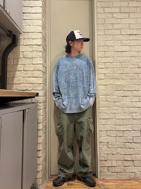 「HYSTERIC GLAMOUR（ヒステリックグラマー）の6ポケットカーゴパンツ（カーゴパンツ、グリーン系）」を使った、Mitsuさん（メンズ・170cm）の秋コーディネート