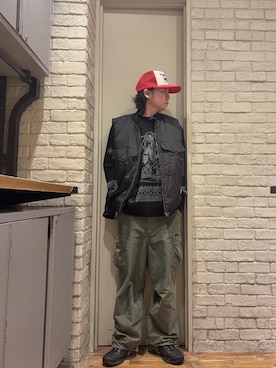 「HYSTERIC GLAMOUR（ヒステリックグラマー）の6ポケットカーゴパンツ（カーゴパンツ、グリーン系）」を使った、Mitsuさん（メンズ・170cm）の秋コーディネート