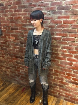 「HYSTERIC GLAMOUR（ヒステリックグラマー）のSNAKE LOOP 8分丈クラッシュデニムパンツ（デニムパンツ）」を使った、AMさん（レディース・151cm）の秋コーディネート