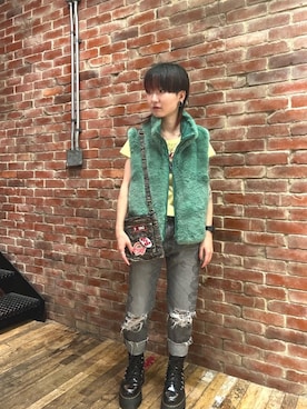 「HYSTERIC GLAMOUR（ヒステリックグラマー）のSNAKE LOOP 8分丈クラッシュデニムパンツ（デニムパンツ）」を使った、AMさん（レディース・151cm）の秋コーディネート