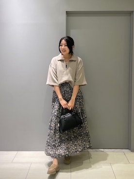 「花柄スカート」｜Shioさん（レディース・161cm）の秋コーディネート