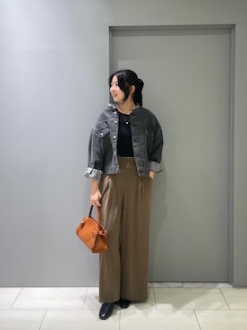 「アイテム（ノーカラージャケット）」を使った、Shioさん（レディース・161cm）の秋コーディネート
