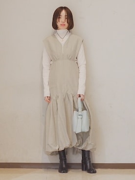 「アイテム（キャミソール）」を使った、駒谷さん（レディース・160cm）の冬コーディネート