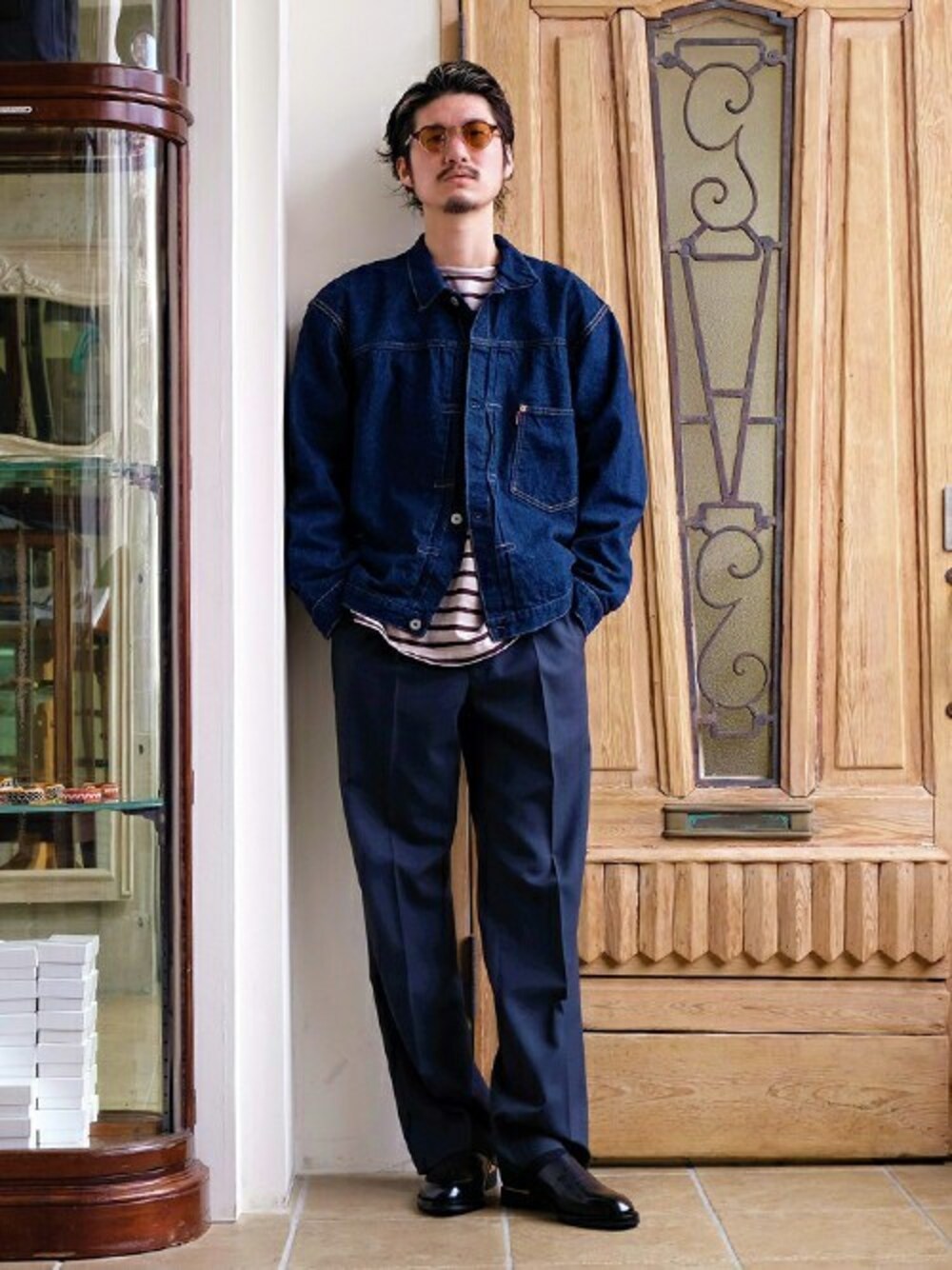 「デニムジャケット、大人カジュアル、春夏コーデ、denim jacket、フラッグスポーツ、FLAG SPORT、アークネッツ、ARKnets」｜「FLAG SPORTのFLAG SPORT / フラッグスポーツ：Lot 3005 1st WW2 Model ( t-back )：FS3005-OW[STD]（デニムジャケット、ブルー系）」を使った、ARKnets STAFFさん（メンズ・175cm）の春コーディネートの1枚目の写真