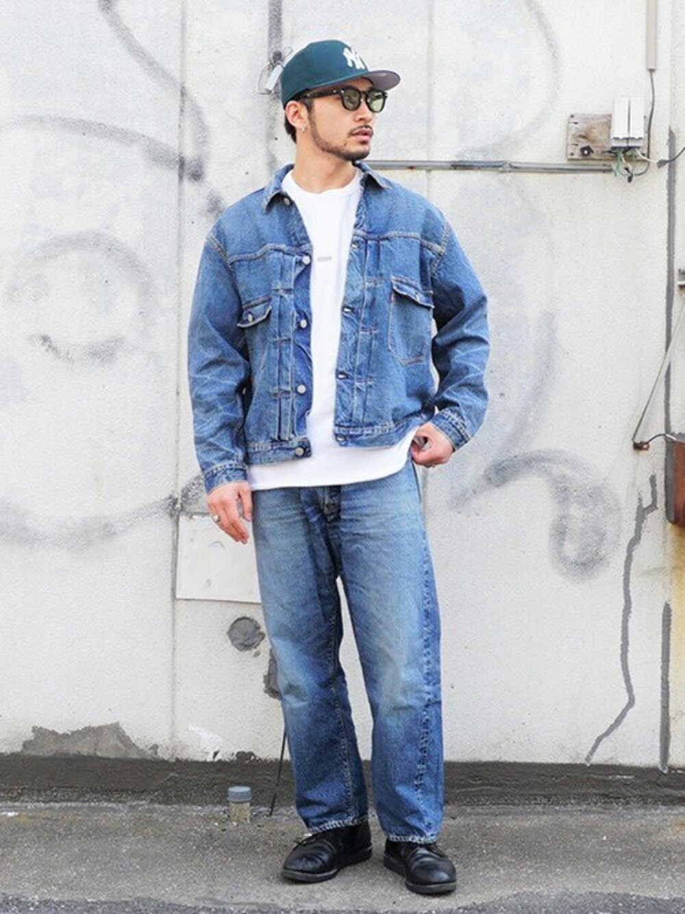 ARKnets STAFF(ARKnets)｜FLAG SPORTのデニムジャケットを使った