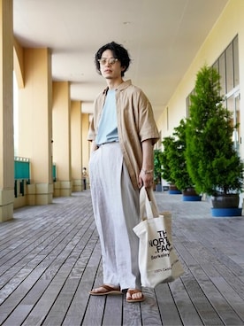 「BALLAST ARK（バラストアーク）のアイテム（スラックス）」を使った、ARKnets STAFFさん（メンズ・170cm）の春コーディネート