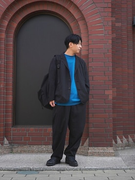 「GOLD（ゴールド）のアイテム（その他パンツ）」を使った、ARKnets STAFFさん（メンズ・170cm）の春コーディネート