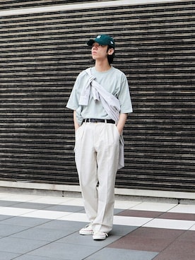 「ARKnets」｜「アイテム（パンツ）」を使った、ARKnets STAFFさん（メンズ・174cm）の春コーディネート