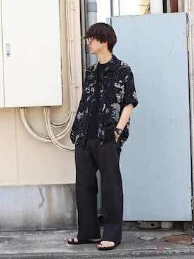 「ARKnets」｜「アイテム（パンツ）」を使った、ARKnets STAFFさん（メンズ・181cm）の春コーディネート