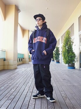 「WP（ダブリューピー）のアイテム（パーカー）」を使った、ARKnets STAFFさん（メンズ・168cm）の夏コーディネート