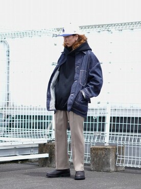 「BALLAST ARK（バラストアーク）のアイテム（スラックス）」を使った、ARKnets STAFFさん（メンズ・171cm）の秋コーディネート