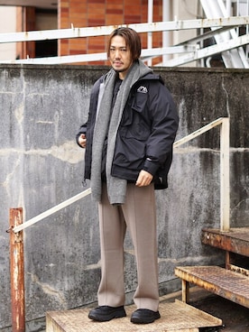 「BALLAST ARK（バラストアーク）のアイテム（スラックス）」を使った、ARKnets STAFFさん（メンズ・178cm）の冬コーディネート