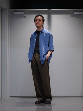 「ポートバイアーク」｜「アイテム（スラックス）」を使った、ARKnets STAFFさん（メンズ・175cm）の夏コーディネート