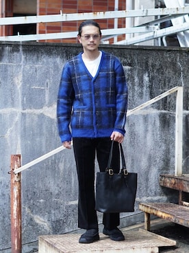 「Hanes」｜「アイテム（スラックス）」を使った、ARKnets STAFFさん（メンズ・178cm）の秋コーディネート