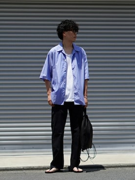 「ポートバイアーク」｜「アイテム（スラックス）」を使った、ARKnets STAFFさん（メンズ・176cm）の夏コーディネート
