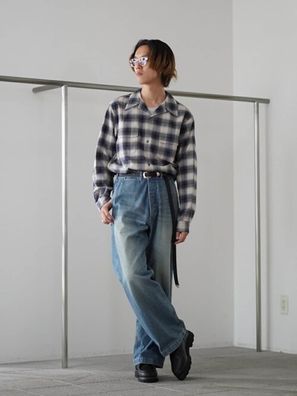 「デニム、レイヤードスタイル、休日スタイル、お出かけコーデ、きれいめカジュアル、シンプルコーデ、marka、マーカ」｜「markaのmarka / マーカ：U.S.ARMY DENIM PANTS - organic cotton 10oz denim -：M24C-03PT01C[COR]（デニムパンツ、ブルー系）」を使った、ARKnets STAFFさん（メンズ・177cm）の夏コーディネートの1枚目の写真
