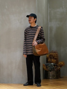 「marka（マーカ）のアイテム（パンツ）」を使った、ARKnets STAFFさん（メンズ・175cm）の秋コーディネート
