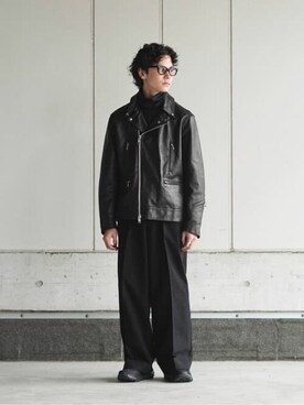 「ポートバイアーク」｜「アイテム（スラックス）」を使った、ARKnets STAFFさん（メンズ・170cm）の秋コーディネート