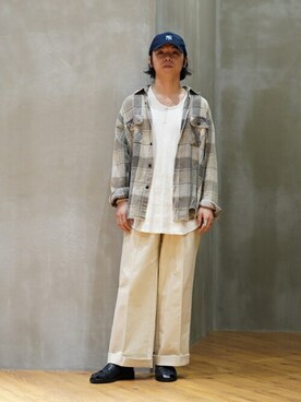 「ポートバイアーク」｜「アイテム（スラックス）」を使った、ARKnets STAFFさん（メンズ・174cm）の秋コーディネート