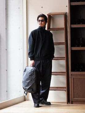 「ポートバイアーク」｜「アイテム（スウェット）」を使った、ARKnets STAFFさん（メンズ・175cm）の秋コーディネート