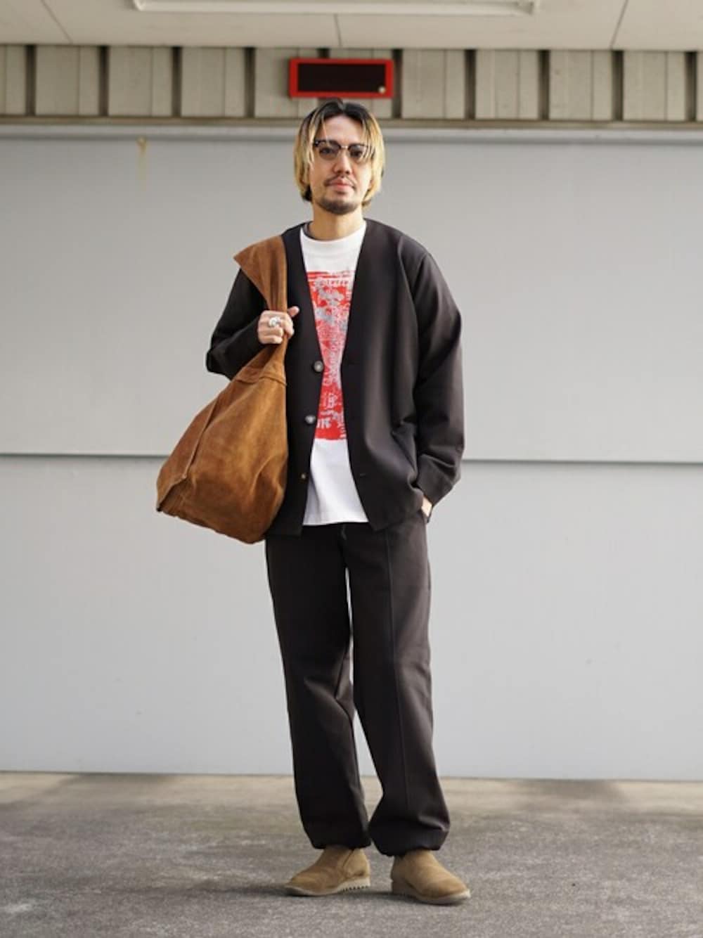 「セットアップ、カジュアル、ショルダーバッグ、スリッポン、AIRWALK、seven by seven、BALLAST ARK、バラストアーク、NOCHINO OPTICAL」｜「BALLAST ARKのBALLAST ARK / バラストアーク：ECO BLUE KNIT JACKET：BA11-KJ01[AST]（ノーカラージャケット、グレー系）」を使った、ARKnets STAFFさん（メンズ・178cm）の春コーディネートの1枚目の写真
