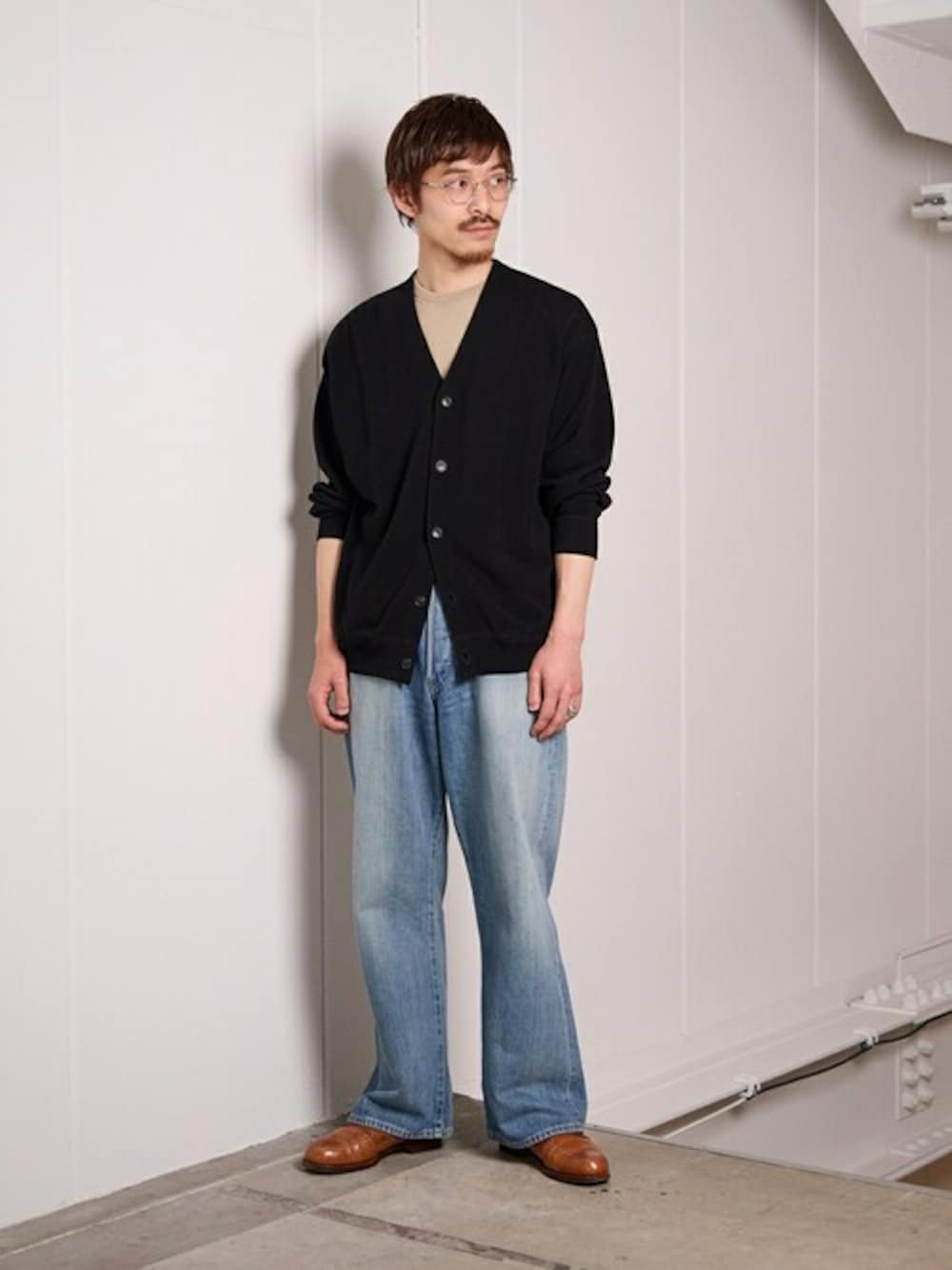 「PORT BY ARK、ポートバイアーク」｜「PORT BY ARKのPORT BY ARK / ポートバイアーク：High Gauge Knit S/S：PO17-K002[COR]（ニット/セーター、ベージュ系）」を使った、ARKnets STAFFさん（メンズ・173cm）の夏コーディネートの1枚目の写真