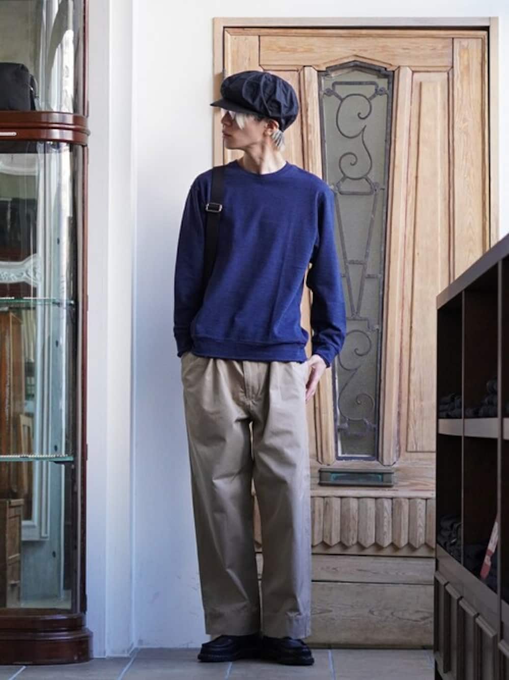 「PORT BY ARK、ポートバイアーク」｜「PORT BY ARKのPORT BY ARK / ポートバイアーク：Cut Off Sweat：PO17-T001[COR]（スウェット、ブルー系）」を使った、ARKnets STAFFさん（メンズ・181cm）の夏コーディネートの1枚目の写真