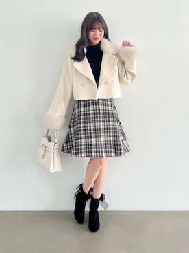 「アイテム（その他アウター、ホワイト系）」を使った、hisaneさん（レディース・165cm）の秋コーディネート