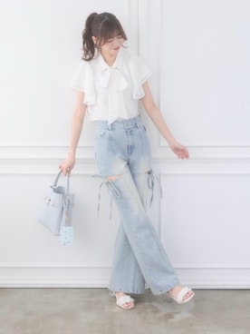 「MAJESTIC LEGON（マジェスティックレゴン）のスリットビジューフレアデニムパンツ（デニムパンツ、ブルー系）」を使った、hisaneさん（メンズ・165cm）の春コーディネート