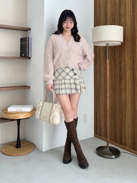 「MAJESTIC LEGON（マジェスティックレゴン）のフリルキャンバスキラキラバッグ（ハンドバッグ、ピンク系）」を使った、hisaneさん（メンズ・165cm）の秋コーディネート