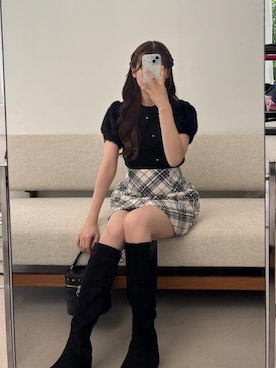 「MAJESTIC LEGON（マジェスティックレゴン）のアイテム」を使った、マイカさん（レディース・153cm）の秋コーディネート