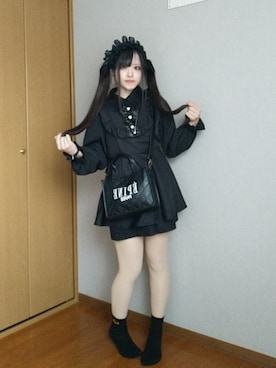 「アイテム（ヘアアクセサリー）」を使った、ねむりさん（レディース・155cm）の秋コーディネート