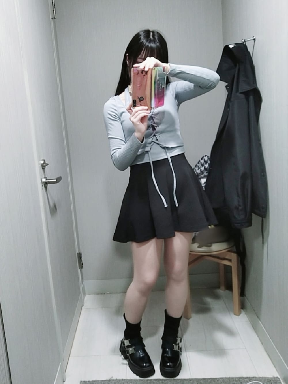 「シンプルコーデ、デートコーデ、韓国ファッション、リブニット、ソックスブーツ、お出かけコーデ」｜「SHEINのアイテム（Tシャツ/カットソー、ブルー系）」を使った、ねむりさん（レディース・155cm）の秋コーディネートの1枚目の写真