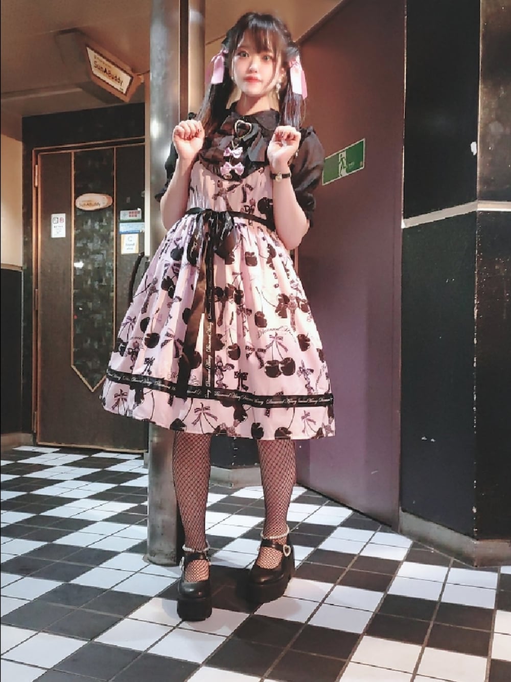 「地雷系ファッション、地雷系、ロリータ、ロリィタ、病みかわいい」｜「Diamond Honeyのアイテム（ジャンパースカート、ピンク系）」を使った、ねむりさん（レディース・156cm）の秋コーディネートの1枚目の写真