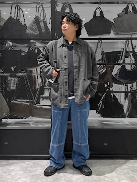 「LAKOLE（ラコレ）の切替ダブルニーデニムパンツ / 1051130（デニムパンツ、ブルー系）」を使った、Mikiyaさん（メンズ・168cm）の秋コーディネート