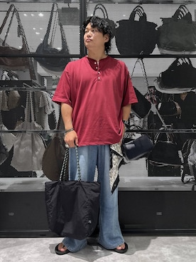 「OOFOS（ウーフォス）の【OOFOS(ウーフォス)】OOriginal（サンダル、ブラック系）」を使った、Mikiyaさん（メンズ・168cm）の夏コーディネート