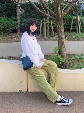 「CONVERSE（コンバース）のCONVERSE コンバース オール スター オックス / ALL STAR OX(BLACK) 32160321（スニーカー）」を使った、みさきさん（レディース・162cm・20代）の秋コーディネート
