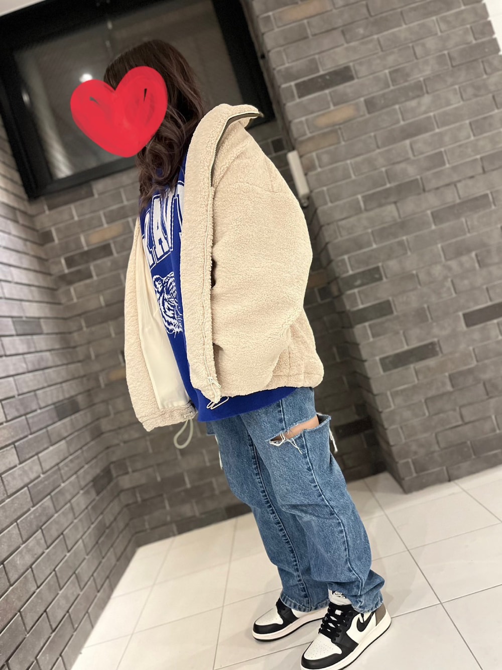 「エアジョーダン1、jordan1、ダークモカ」｜「PBLIMのPAGEBOYLIM/パイピングボアブルゾン（ブルゾン、ホワイト系）」を使った、マッキーさん（レディース・154cm）の冬コーディネートの1枚目の写真