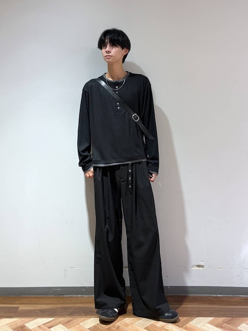 「RAGEBLUE(レイジブルー)のEYELET BELT TR STRAIGHT WIDE SLACKS / アイレットベルト付き/TRワイドスラックス(スラックス)」を使った、りょーやさん(メンズ・180cm)の秋コーディネート