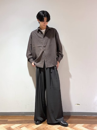 「RAGEBLUE（レイジブルー）の【LUXURY+EASY】＜イージーケア＞ CHARM DETAIL PLEATED WIDE SLACKS/ラグイージーチャーム付きタックワイドスラックス【セットアップ対応】（スラックス）」を使った、りょーやさん（メンズ・180cm）の夏コーディネート