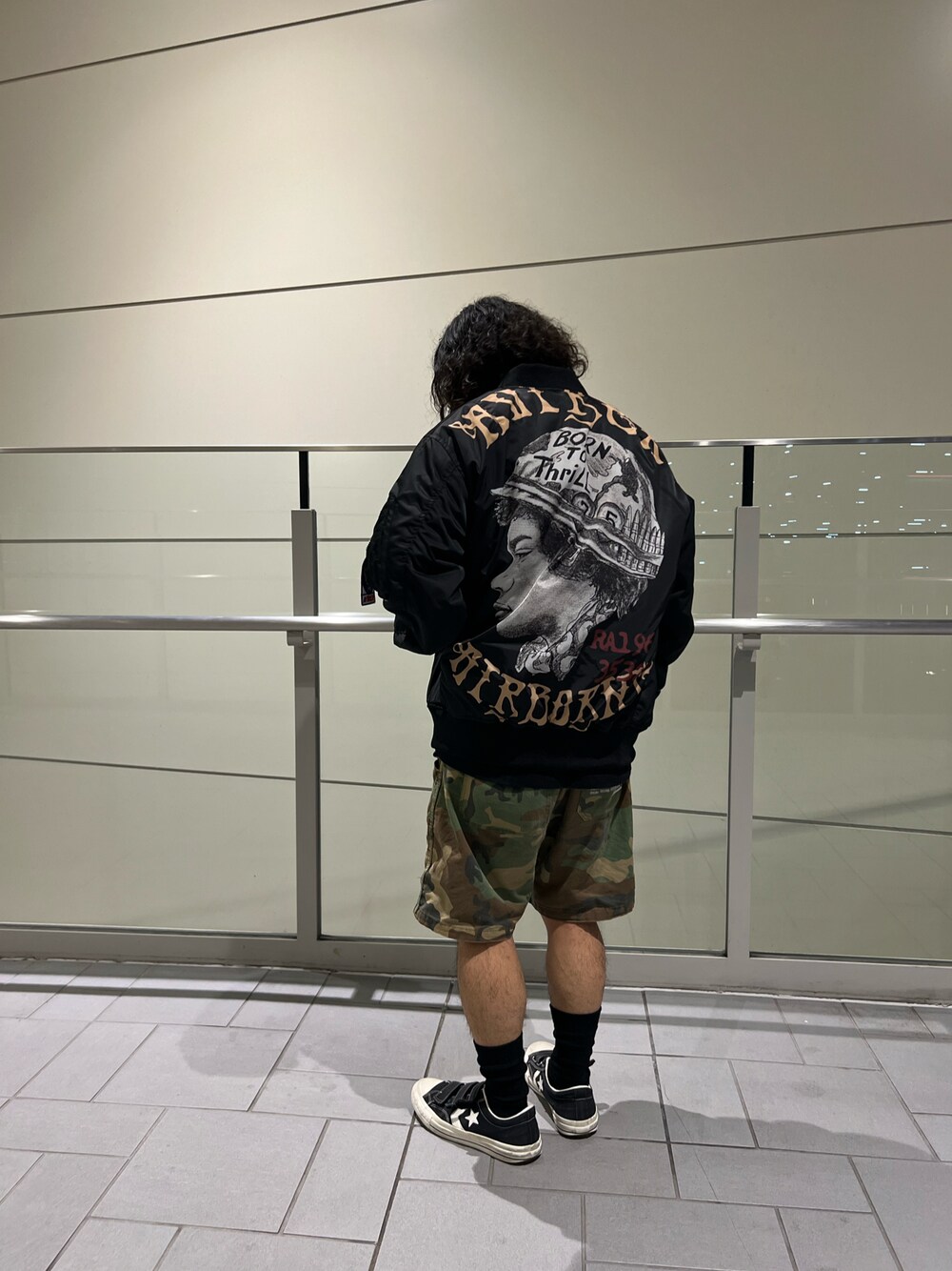 「ブラック、MA1、AVIREX、冬コーデ、新作、ootd、今日のコーデ、メンズコーデ、ジミヘン、AVIREXららぽーと名古屋」｜「AVIREXの《REBUILD COLLECTION》MA-1 ソルジャー / MA-1 SOLDIER（MA-1、ブラック系）」を使った、Hinata  Itoさん（メンズ・155cm）の夏コーディネートの1枚目の写真