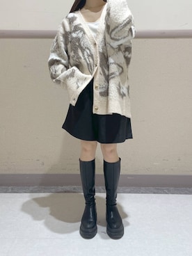 「アイテム（カーディガン/ボレロ）」を使った、ゆゆはさん（レディース・155cm・10代）の秋コーディネート