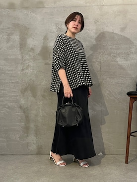 「BEARDSLEY（ビアズリー）のラウンドミニボストンバック（ボストンバッグ、ブラック系）」を使った、sudohさん（レディース・160cm）の春コーディネート